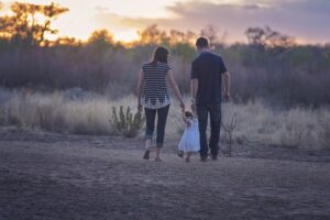 Lire la suite à propos de l’article Les 4 lois santé et les enfants:  les maintenir en bonne santé